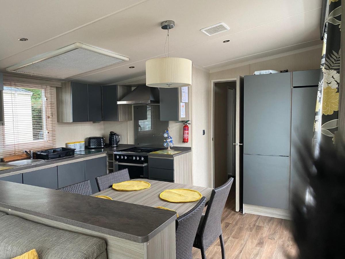 Blackpool Caravans Marton Mere Exterior foto