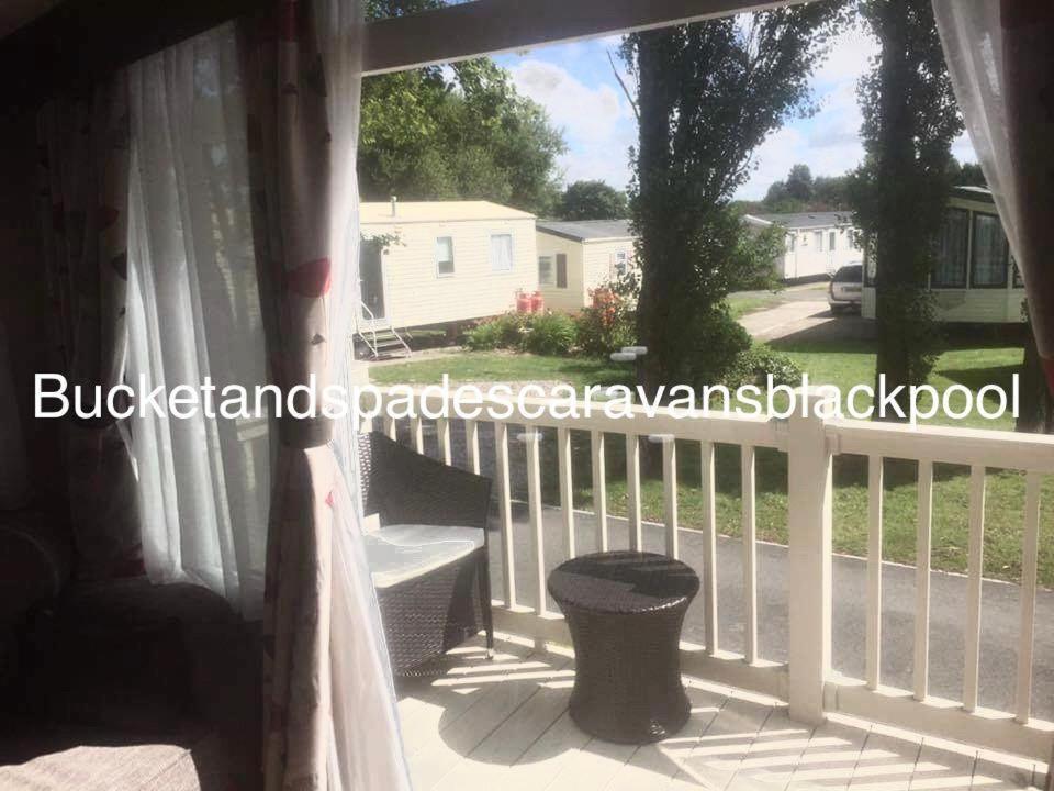 Blackpool Caravans Marton Mere Exterior foto